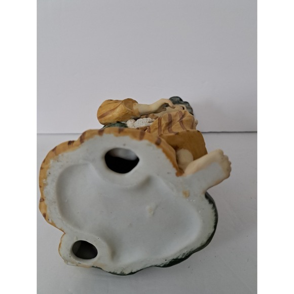 O'WELL Porcelain Kneeling  SHEPHERD with LAMB Replacement  NATIVITY‎ FIGURINE 7" - Picture 6 of 6